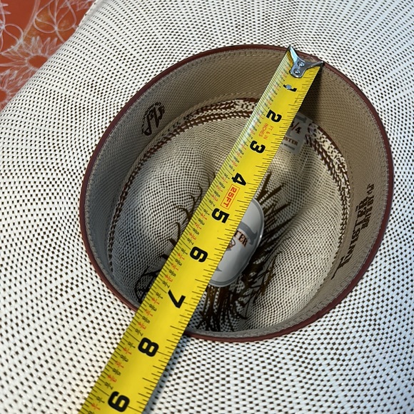 Bangora Twister hats by M& P. - Picture 11 of 12